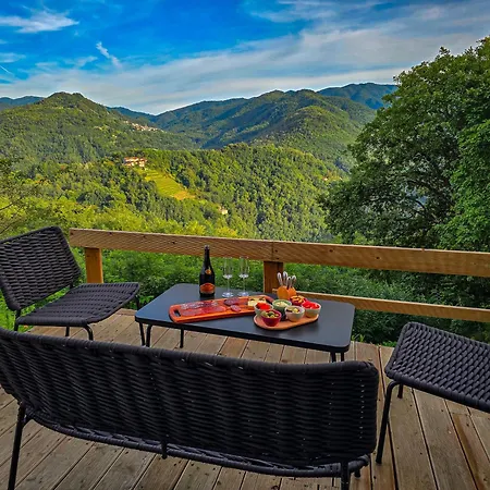 Villa Casa Duetto - With Infinity Pool & View Over Lima Valley Bagni di Lucca