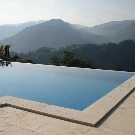 Casa Duetto - With Infinity Pool & View Over Lima Valley Bagni di Lucca