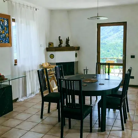 Casa Duetto - With Infinity Pool & View Over Lima Valley فيلة باني دي لوكا