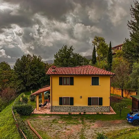 Casa Duetto - With Infinity Pool & View Over Lima Valley * Bagni di Lucca