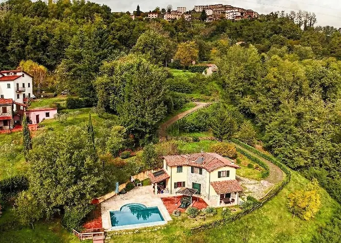 Casa Duetto - With Infinity Pool & View Over Lima Valley * Bagni di Lucca