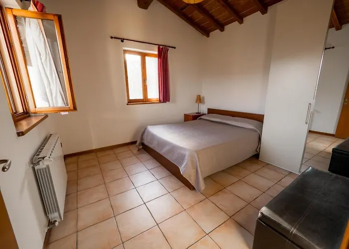 Casa Duetto - With Infinity Pool & View Over Lima Valley * Bagni di Lucca